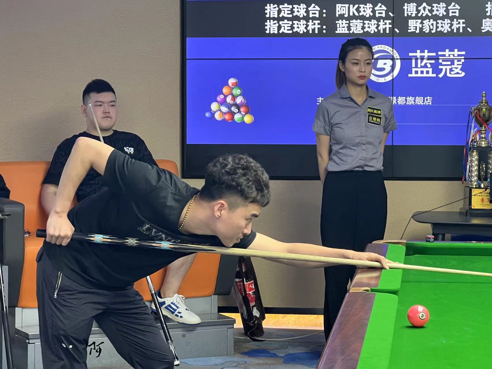 近3轮2负 近3轮2负