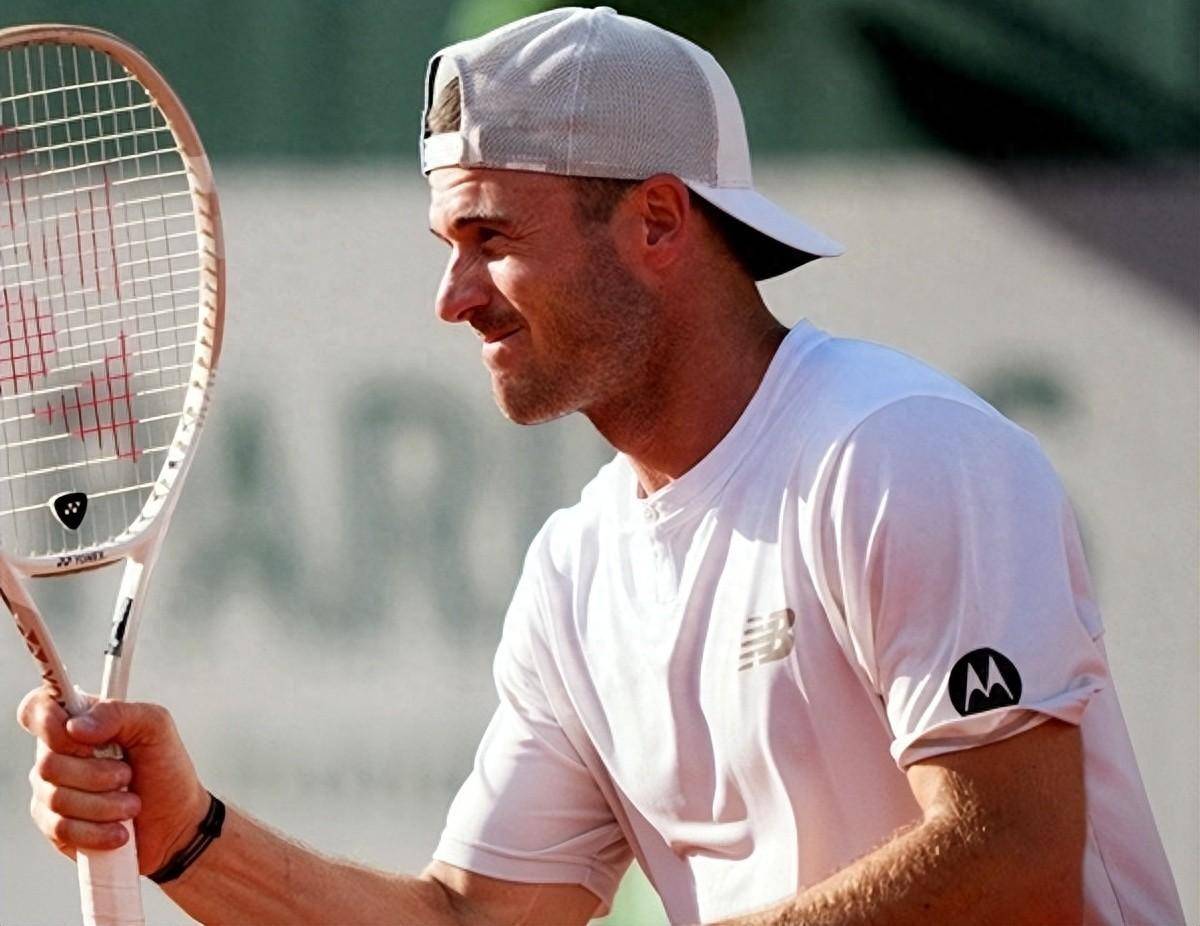 他们不仅致 他们不仅致