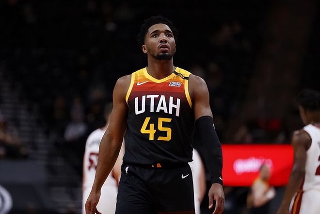 少年参加巴 少年参加巴