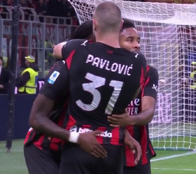 马丁内斯 马丁内斯