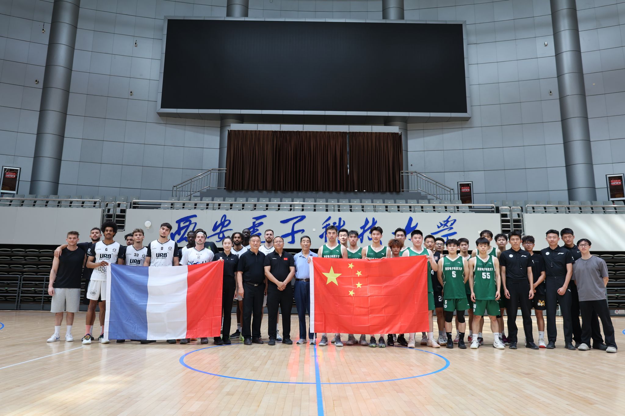 对于米兰而 对于米兰而